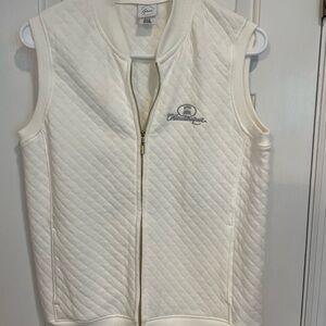 Chautauqua Gear For Sports Quilted Sleeveless Zip Vest in Cream